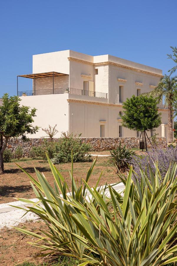 Il Giardino Grande - Dimora In Salento Bed & Breakfast Parabita Exterior photo